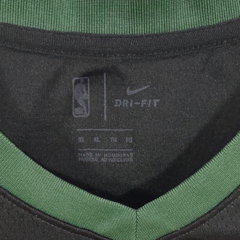 NBA Nike Black and Green Bucks Jersey - Picture 4 of 17